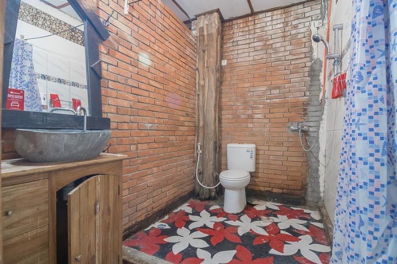 Reddoorz Near Rumah Sakit Wirosaban Salakan Экстерьер фото